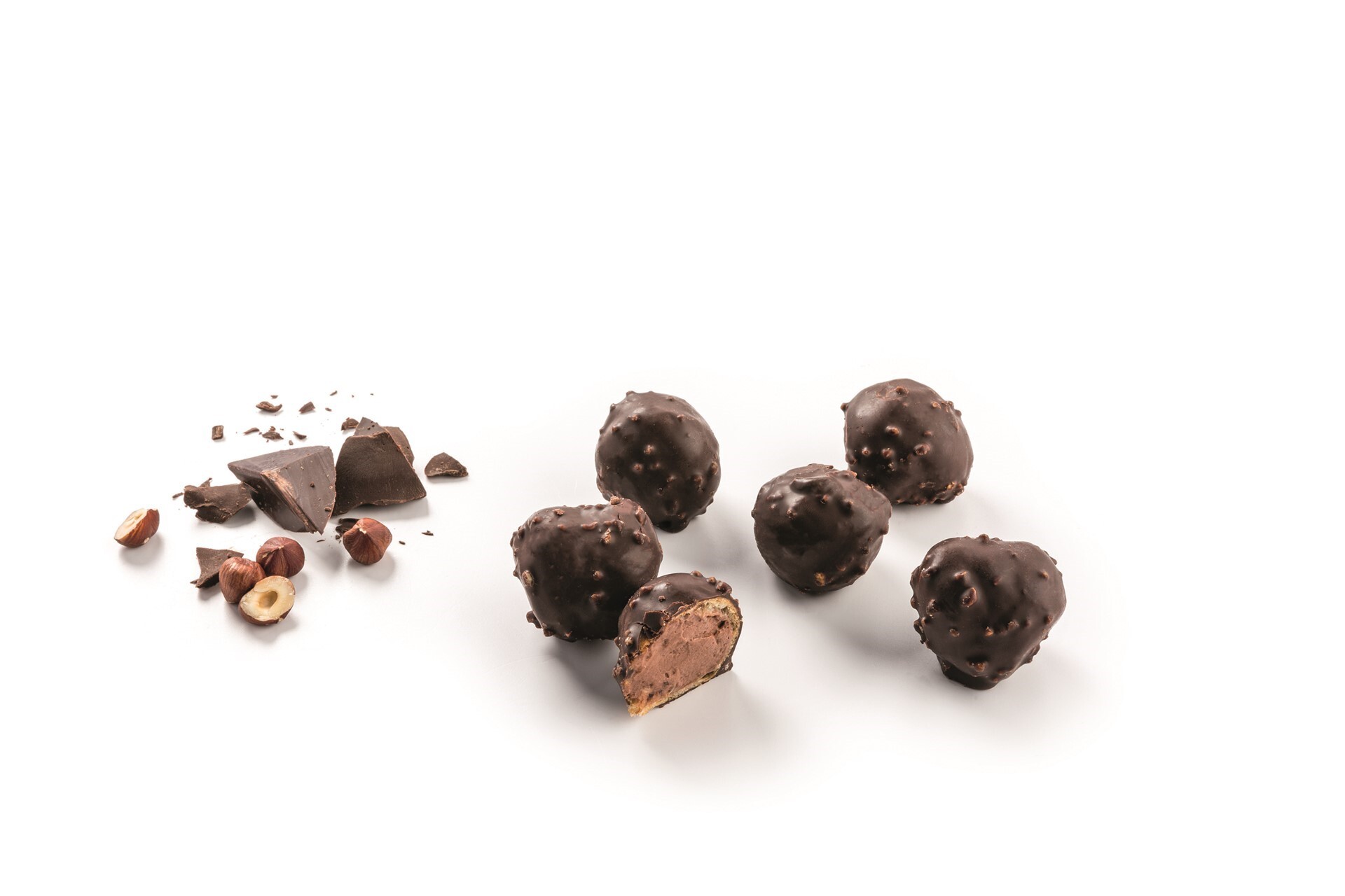 64352 Chocolate & praline profiterole 196x18 gr
